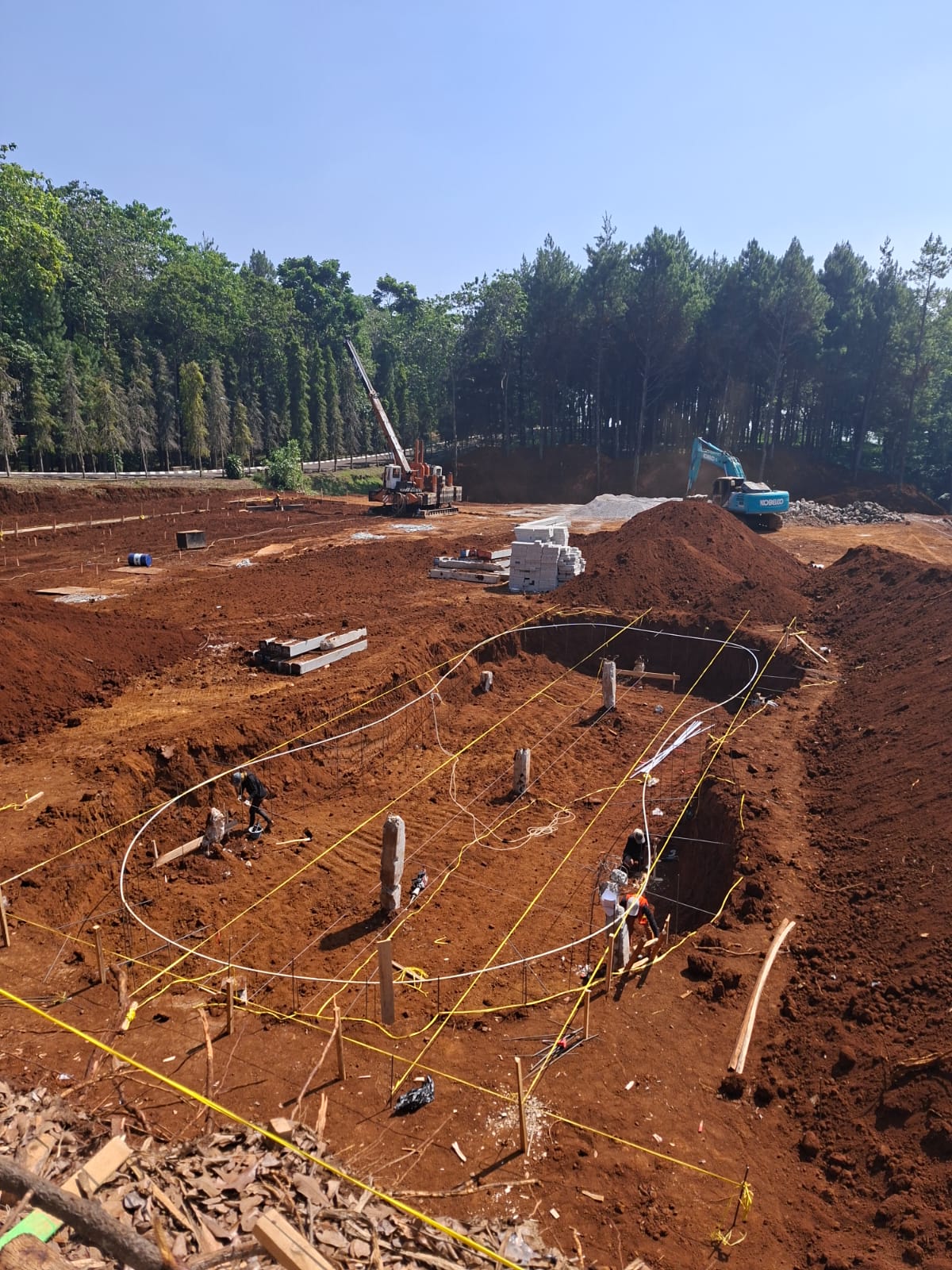 kontraktor kolam renang
