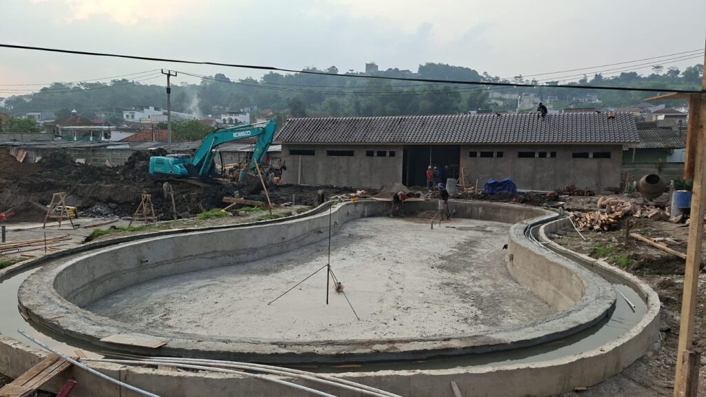jasa renovasi kolam renang